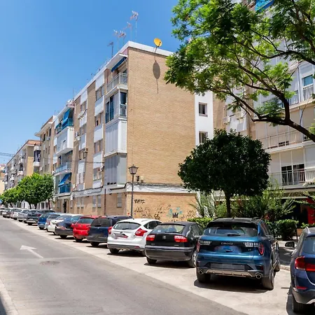 Apartment Golondrinas 3 Y 2 Banos En Triana Seville