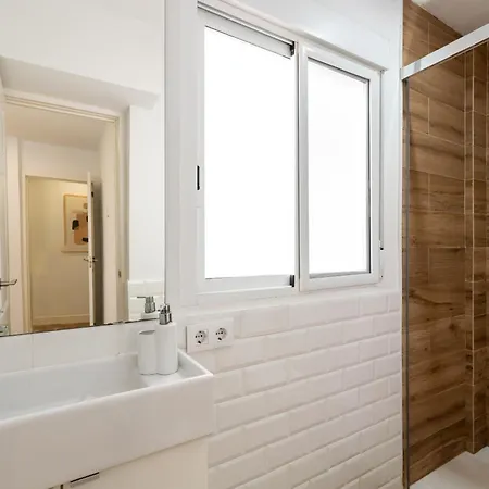 Apartment Golondrinas 3 Y 2 Banos En Triana Seville